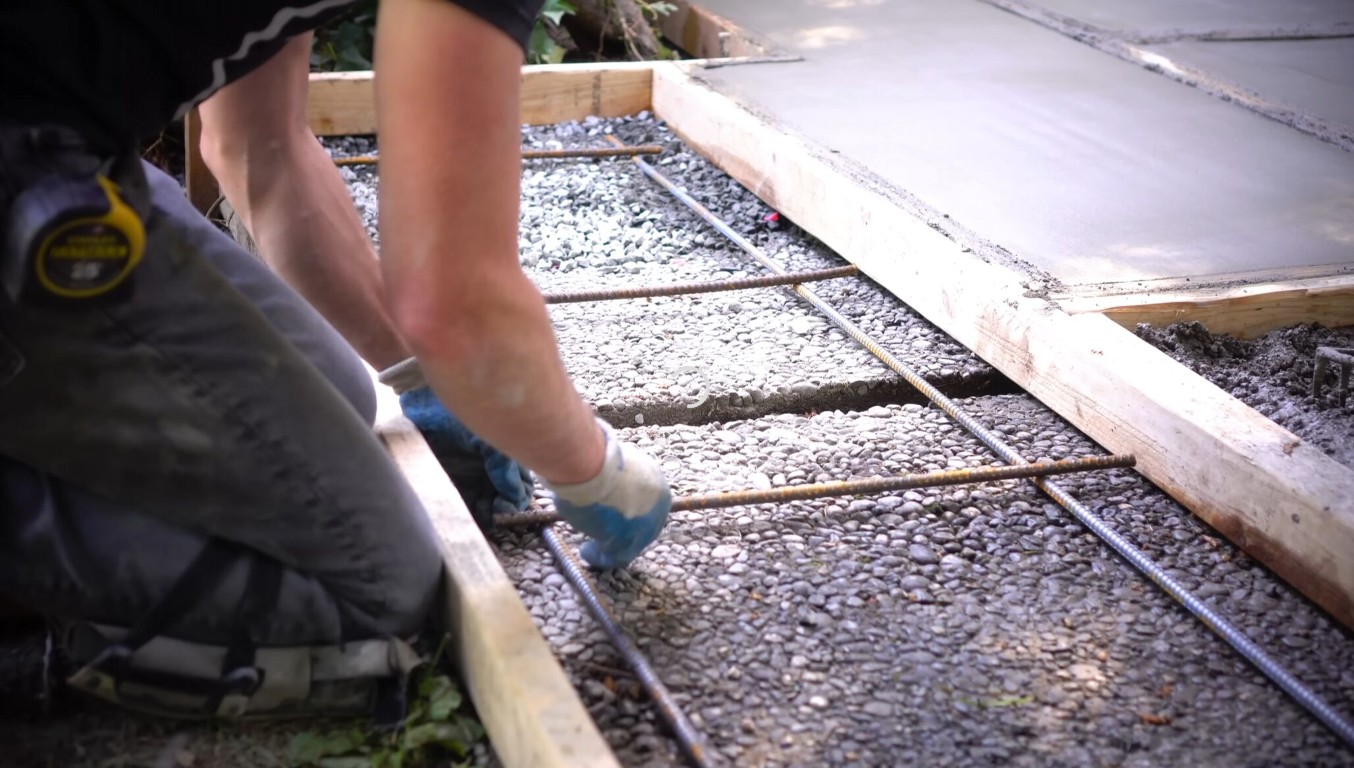 Professional concrete contractor working in Silver Spring, MD